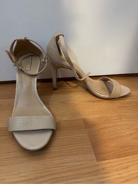 Aldo Beige Nude Ankle-Strap Heels